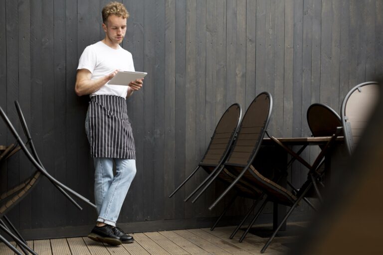 VUOI FAR CRESCERE LA TUA ATTIVITA’? DOVRAI SCOMPARIRE DAL TUO RISTORANTE